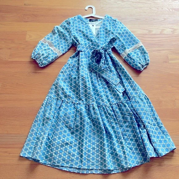 Embroidered belted Women's Dress - Picture 1 of 7